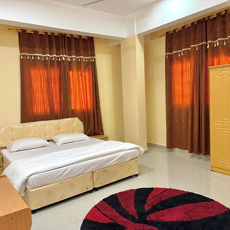Luluat Al Afia Hotel Apartments Súr Exteriér fotografie
