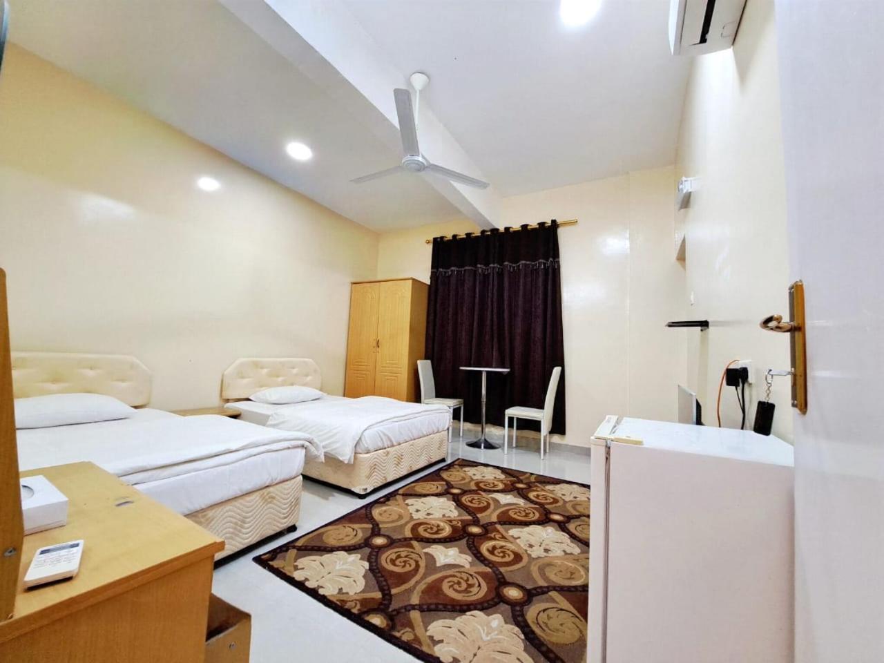 Luluat Al Afia Hotel Apartments Súr Exteriér fotografie