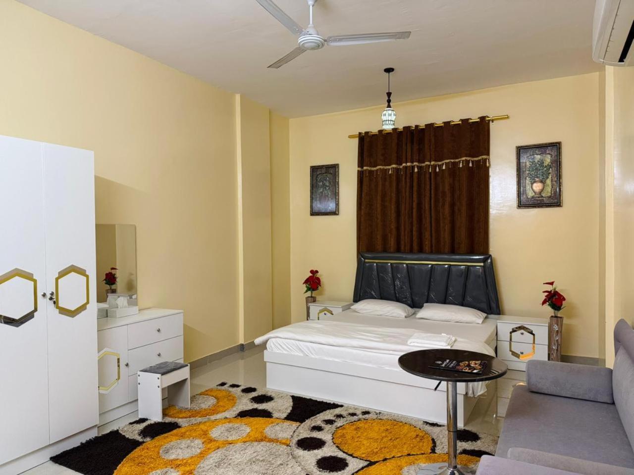 Luluat Al Afia Hotel Apartments Súr Exteriér fotografie